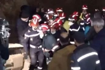 Tužan kraj priče iz Maroka: Dječak je izvučen iz jame, ali je preminuo Tužan kraj priče iz Maroka: Dječak je izvučen iz jame, ali je preminuo