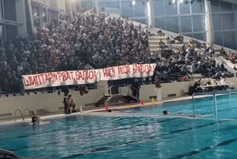 Navijači Zvezde fašističkim pokličima vrijeđali crnogorskog trenera