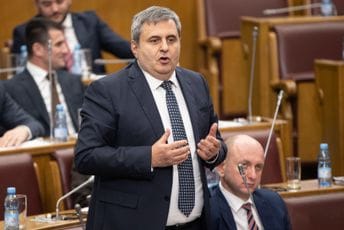 Radunović: Autokefalna CPC iz 1905. je danas dio SPC, SDP frustrirana jer sve ide onako kako odgovara DF-u