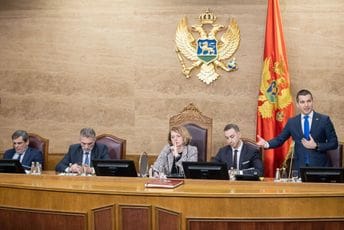 Bečić u završnoj riječi: Nije me ništa iznenadilo, pa ni Abazović, URI poručio "vidimo se na sudu naroda"