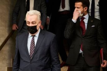 Krivokapić rekao da će donositi odluke i da ga ne zanima tehnički mandat Krivokapić rekao da će donositi odluke i da ga ne zanima tehnički mandat