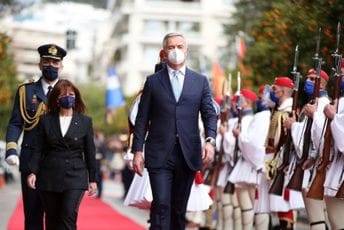 Đukanović sa predsjednicom Grčke: Pokrećemo nove veze saradnje Đukanović sa predsjednicom Grčke: Pokrećemo nove veze saradnje