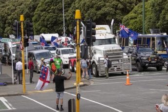 Protest po uzoru na Otavu – blokirane ulice oko parlamenta Novog Zelanda Protest po uzoru na Otavu – blokirane ulice oko parlamenta Novog Zelanda