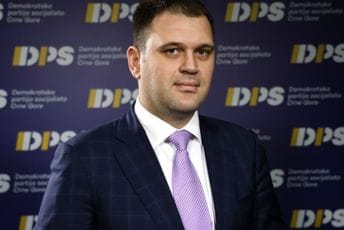 Anđušić: Nakon najave o formiranju partije, Spajić i Milatović zloupotrebom državnih resursa krenuli u kampanju Anđušić: Nakon najave o formiranju partije, Spajić i Milatović zloupotrebom državnih resursa krenuli u kampanju