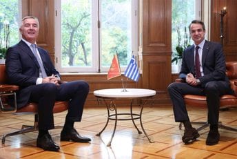 Đukanović se sastao i sa Micotakisom, akcentovao maligni uticaj trećih strana Đukanović se sastao i sa Micotakisom, akcentovao maligni uticaj trećih strana