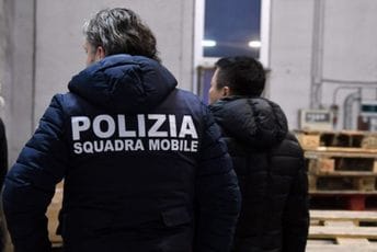 Đenova: Zaplijenjeno skoro pola tone kokaina, pronađeno beživotno tijelo srpskog državljanina Đenova: Zaplijenjeno skoro pola tone kokaina, pronađeno beživotno tijelo srpskog državljanina