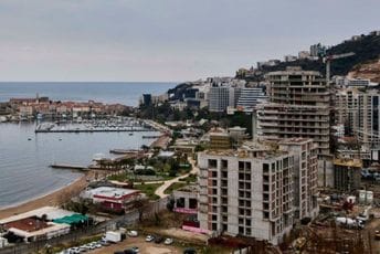 Budvanin vozio sa 2,29 promila alhohola u krvi Budvanin vozio sa 2,29 promila alhohola u krvi