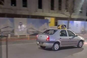 UP o hapšenju aktiviste Demokrata: Policija postupala po prijavi, lice nakon prikupljanja obavještenja pušteno bez zadržavanja UP o hapšenju aktiviste Demokrata: Policija postupala po prijavi, lice nakon prikupljanja obavještenja pušteno bez zadržavanja