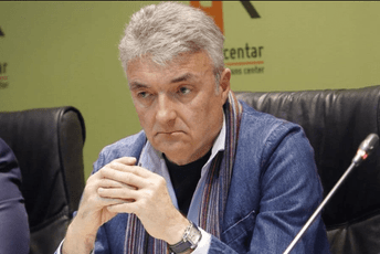 Udruženje novinara CG nagradilo Darju Duginu: Vlahović: Slavljene rata, zločina i njihovih podstrekača nedopustivo