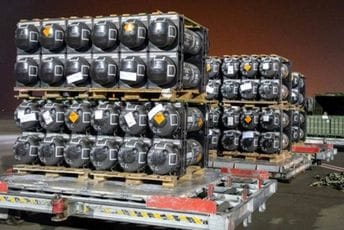 Nova tura američkog naoružanja stigla u Kijev Nova tura američkog naoružanja stigla u Kijev