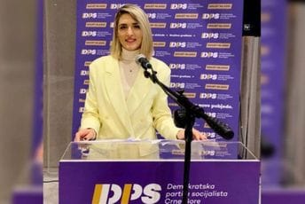 Zeković: Tivat kolijevka različitosti koju aktuelna vlast želi da pretvori u poprište sukoba Zeković: Tivat kolijevka različitosti koju aktuelna vlast želi da pretvori u poprište sukoba