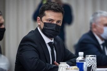 Ukrajinski predjsednik najavio da će u narednim satima razgovarati sa Bajdenom Ukrajinski predjsednik najavio da će u narednim satima razgovarati sa Bajdenom