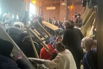 Srušio se pod gornjeg nivoa paba u Londonu – 13 povrijeđenih Srušio se pod gornjeg nivoa paba u Londonu – 13 povrijeđenih