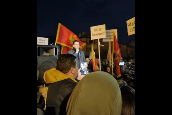 Bečić: Sprema se izdaja epskih razmjera, ne branimo fotelje nego ono što smo zajedno ostvarili Bečić: Sprema se izdaja epskih razmjera, ne branimo fotelje nego ono što smo zajedno ostvarili