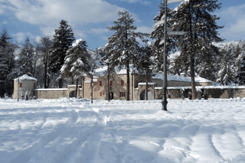 Vuković: Ne pada snijeg da pokrije brijeg… Vuković: Ne pada snijeg da pokrije brijeg…