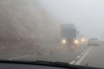 AMSCG upozorava: Oprez zbog mokrih puteva, ima i odrona Ilustracija