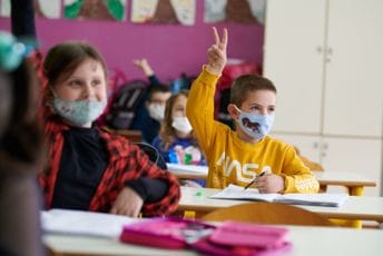 CARM: Valjda je obrazovanje važnije od turističke sezone? CARM: Valjda je obrazovanje važnije od turističke sezone?