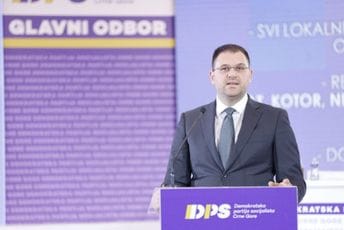 Anđušić: Stijović sa delegacijom putuje u Senegal, a crnogorski poljoprivrednici na rubu egzistencije