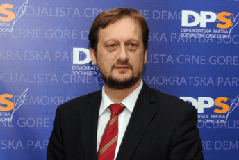 Kovačević: Simbolika Vaskrsa podsjeća nas da su međusovno razumijevanje, uvažavanje i tolerancija temelj i civilizacijska tekovina crnogorskog društva Kovačević: Simbolika Vaskrsa podsjeća nas da su međusovno razumijevanje, uvažavanje i tolerancija temelj i civilizacijska tekovina crnogorskog društva