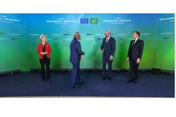 Skandal na samitu: Ministar samo prošao pored Ursule fon der Lajen, nije je pozdravio Skandal na samitu: Ministar samo prošao pored Ursule fon der Lajen, nije je pozdravio