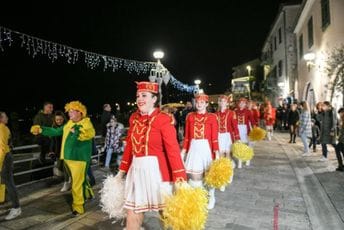 Otvoren 53. Praznik mimoze: Herceg Novi centar dobre energije u region