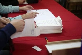 Na predstojećim izborima pravo glasa imaće dvije trećine crnogorskih birača Na predstojećim izborima pravo glasa imaće dvije trećine crnogorskih birača