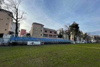 Postavljena nova tribina, planiraju još niz radova Postavljena nova tribina, planiraju još niz radova