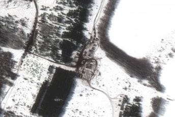 Satelitski snimci: Novo grupisanje ruskih vojnika kod granice s Ukrajinom Satelitski snimci: Novo grupisanje ruskih vojnika kod granice s Ukrajinom