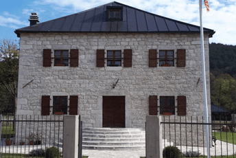 Ljetnjikovac kralja Nikole dobija struju, ugovor će potpisati opština Nikšić Ljetnjikovac kralja Nikole dobija struju, ugovor će potpisati opština Nikšić