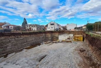 URA: Hitno reagovati i spriječiti konačnu devastaciju Stare varoši URA: Hitno reagovati i spriječiti konačnu devastaciju Stare varoši