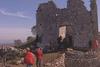 Arheolozi počeli da bude uspavani Svač Arheolozi počeli da bude uspavani Svač