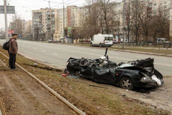 Novinar OCCRP: Auto u Kijevu nije pregazio ruski tenk, nego ukrajinski Novinar OCCRP: Auto u Kijevu nije pregazio ruski tenk, nego ukrajinski