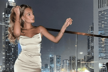 Ćerka Putinovog portparola na Instagramu napisala "ne ratu" Ćerka Putinovog portparola na Instagramu napisala "ne ratu"