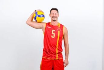 Naš odbojkaš Rajko Strugar uspio da se izbavi iz Ukrajine, u Moldaviji je Naš odbojkaš Rajko Strugar uspio da se izbavi iz Ukrajine, u Moldaviji je