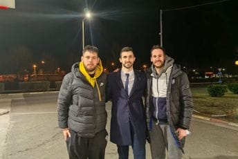 MVP Latkoviću i Popoviću: Dobrodošli kući MVP Latkoviću i Popoviću: Dobrodošli kući