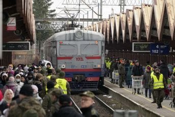 Ukrajinci mogu da putuju besplatno vozovima od Poljske do Njemačke Ukrajinci mogu da putuju besplatno vozovima od Poljske do Njemačke
