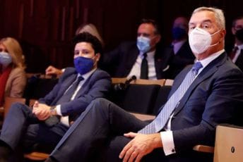 Abazoviću mandat za sastav vlade do petka Abazoviću mandat za sastav vlade do petka