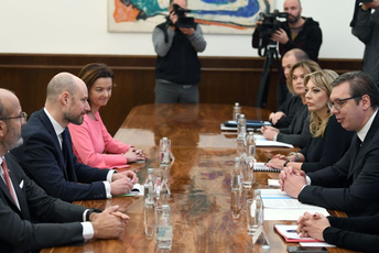 Bilčik i Fajon: Srbija da se uskladi s politikom EU i uvede sankcije Rusiji Bilčik i Fajon: Srbija da se uskladi s politikom EU i uvede sankcije Rusiji