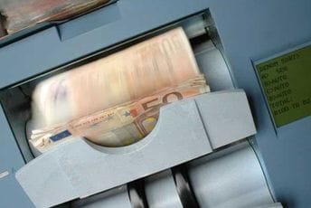 Uprava prihoda i carina za 20 milliona premašila plan budžetskih prihoda Uprava prihoda i carina za 20 milliona premašila plan budžetskih prihoda