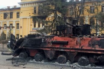 Ukrajinu napustilo još troje naših državljana Ukrajinu napustilo još troje naših državljana