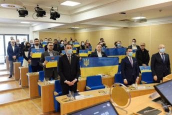 Podrška Ukrajini i u gradskom parlamentu u Podgorici Podrška Ukrajini i u gradskom parlamentu u Podgorici