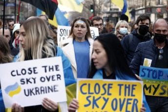 Stop ratu: Hiljade protestovale širom Evrope protiv ruske invazije na Ukrajinu