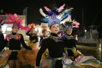Završen Praznik mimoze: Karneval pobijedio nevrijeme Završen Praznik mimoze: Karneval pobijedio nevrijeme