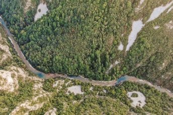 CDE: Potapanje Komarnice – put kojim se ne smije ići CDE: Potapanje Komarnice – put kojim se ne smije ići