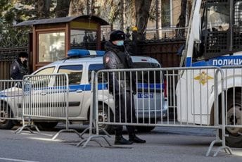 Ruski sveštenik uhapšen jer je održao propovijed protiv rata Ruski sveštenik uhapšen jer je održao propovijed protiv rata