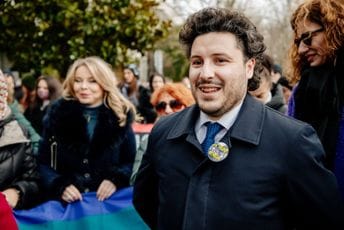 Za jedne ekspoze realan, a za druge pamflet pun presedana Za jedne ekspoze realan, a za druge pamflet pun presedana