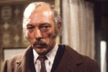 Preminuo Ron Pember, zvijezda serije "Mućke" Preminuo Ron Pember, zvijezda serije "Mućke"