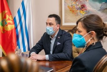 Vuković: Niko iz državnih institucija nije nas ni kontaktirao povodom današnjih dojava Vuković: Niko iz državnih institucija nije nas ni kontaktirao povodom današnjih dojava