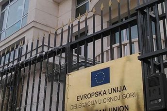 Inicijativa Popi za usaglašavanje Zakona o izboru odbornika i poslanika sa međunarodnim pravnim propisima Inicijativa Popi za usaglašavanje Zakona o izboru odbornika i poslanika sa međunarodnim pravnim propisima