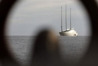 Meljničenko ostao i bez jahte: Italija zaplijenila brod vrijedan pola milijarde eura Meljničenko ostao i bez jahte: Italija zaplijenila brod vrijedan pola milijarde eura